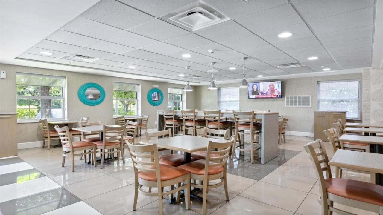 Holiday Inn Express Williamsburg North By Ihg Norge Kültér fotó